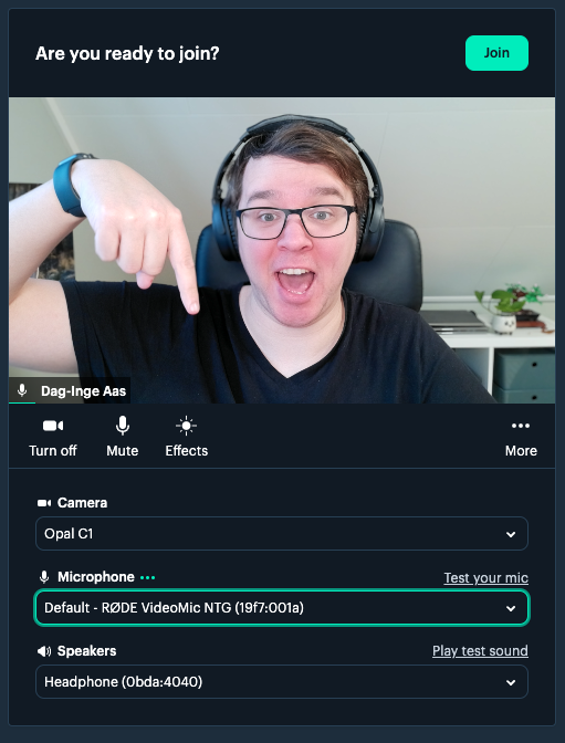视频通话参与者向下指向设备选择 Daily 的视频通话预加入 UI