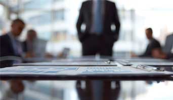 CEO 认为 AI 在统一通信整合过程中的主要障碍是什么？