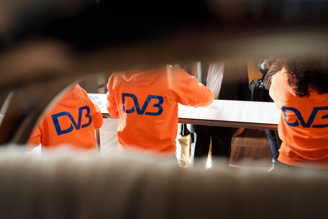 DVB 征求提供 DASH 实时流的建议