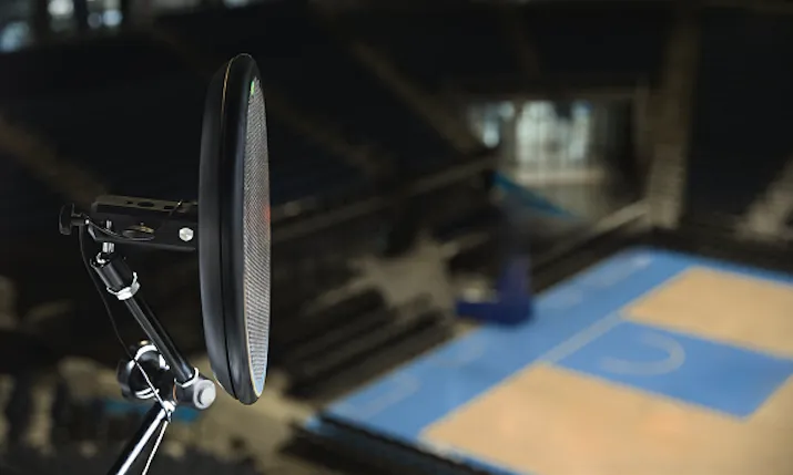 音频技术的进步：捕捉现场体育赛事的氛围