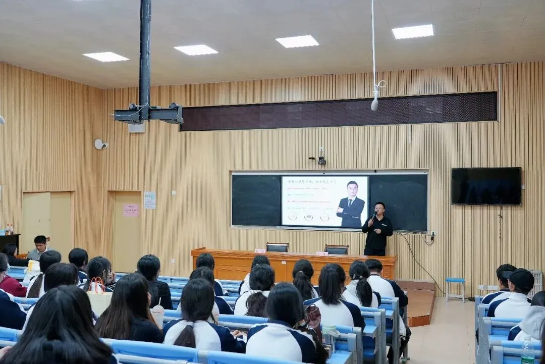 即构用AI技术赋能职业教育，开展兼具公益与专业深度的校企交流活动