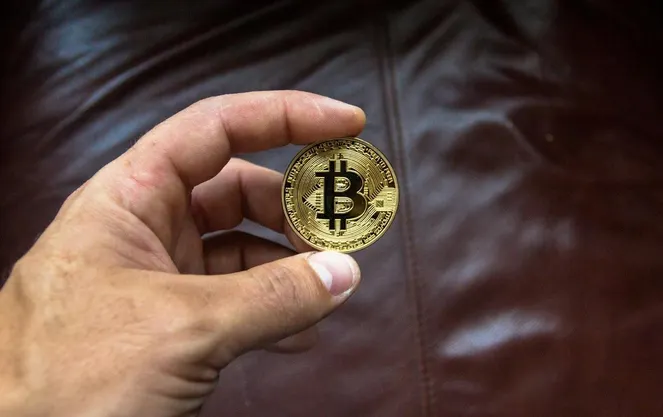 区块链直播：去中心化技术如何重塑流媒体和游戏