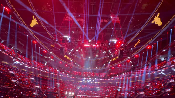 Vizrt 和 Girraphic 助力 MMA 在 Netflix 上的直播首秀