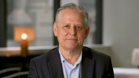 Avaya任命Jeff Clarke为首席执行官，Patrick Dennis为执行董事长